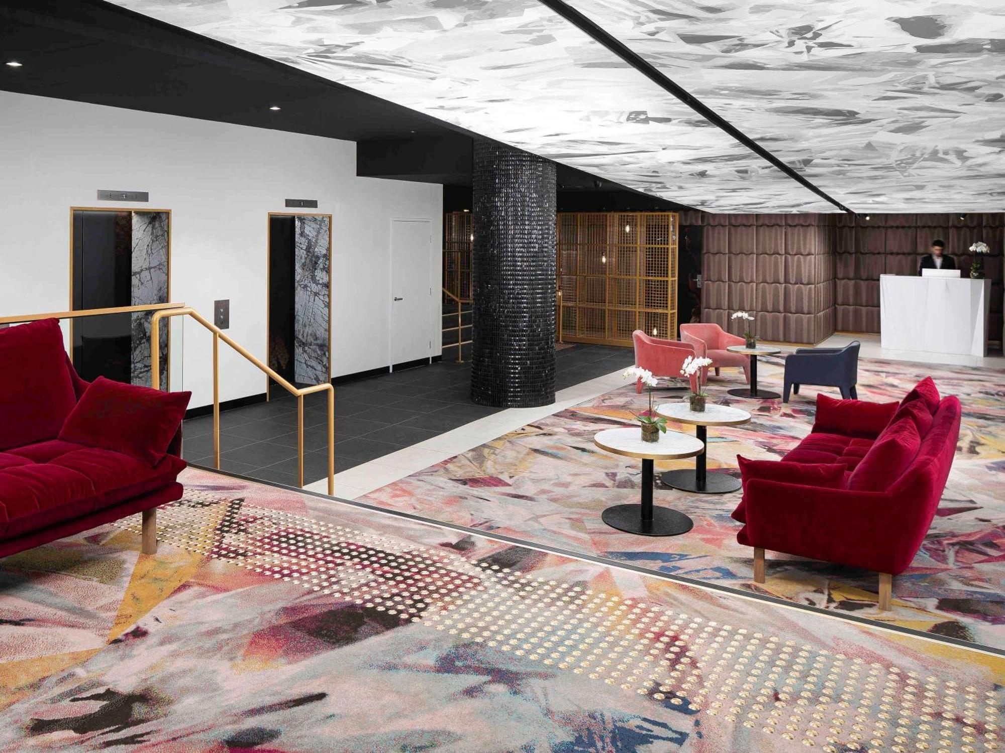 Pullman Melbourne City Centre Zewnętrze zdjęcie The lobby of the hotel